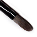 17 Lip & Concealer Brush