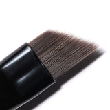 12 Angled Eyeliner Brush